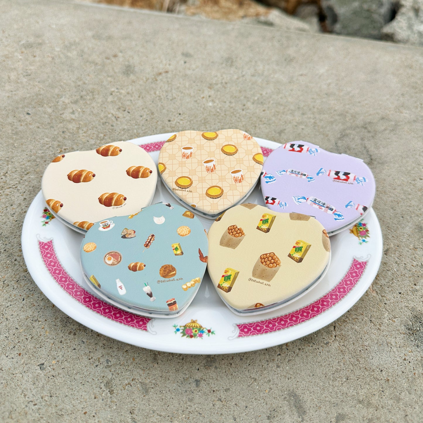 Sausage Bun Pocket Mirror